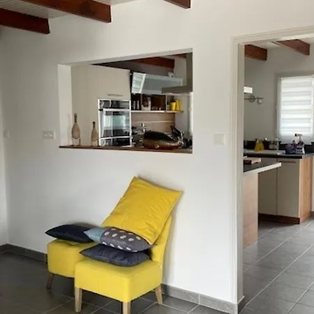 펜션 Maison De A - 4 Pers - Animaux Admis - Fr-1-823-147 누아르무티에 앙 릴